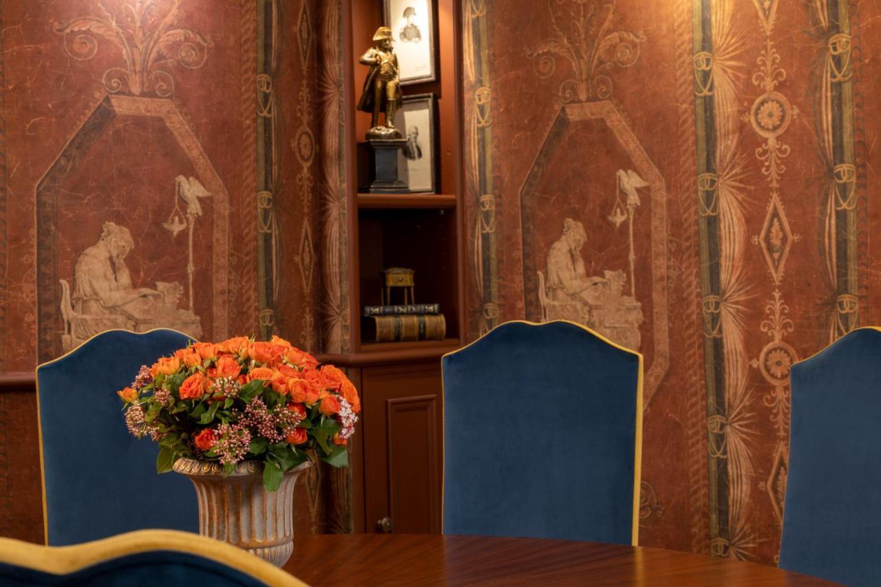 Maison Cardinal Furstemberg Париж Экстерьер фото